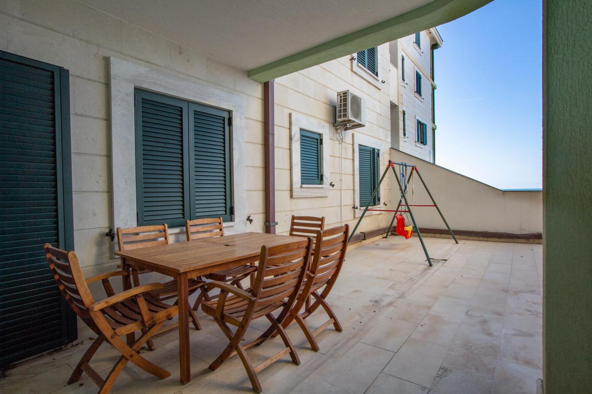 Montesan Luxury Apartment Beach Front Ilha Sveti Stefan Exterior foto