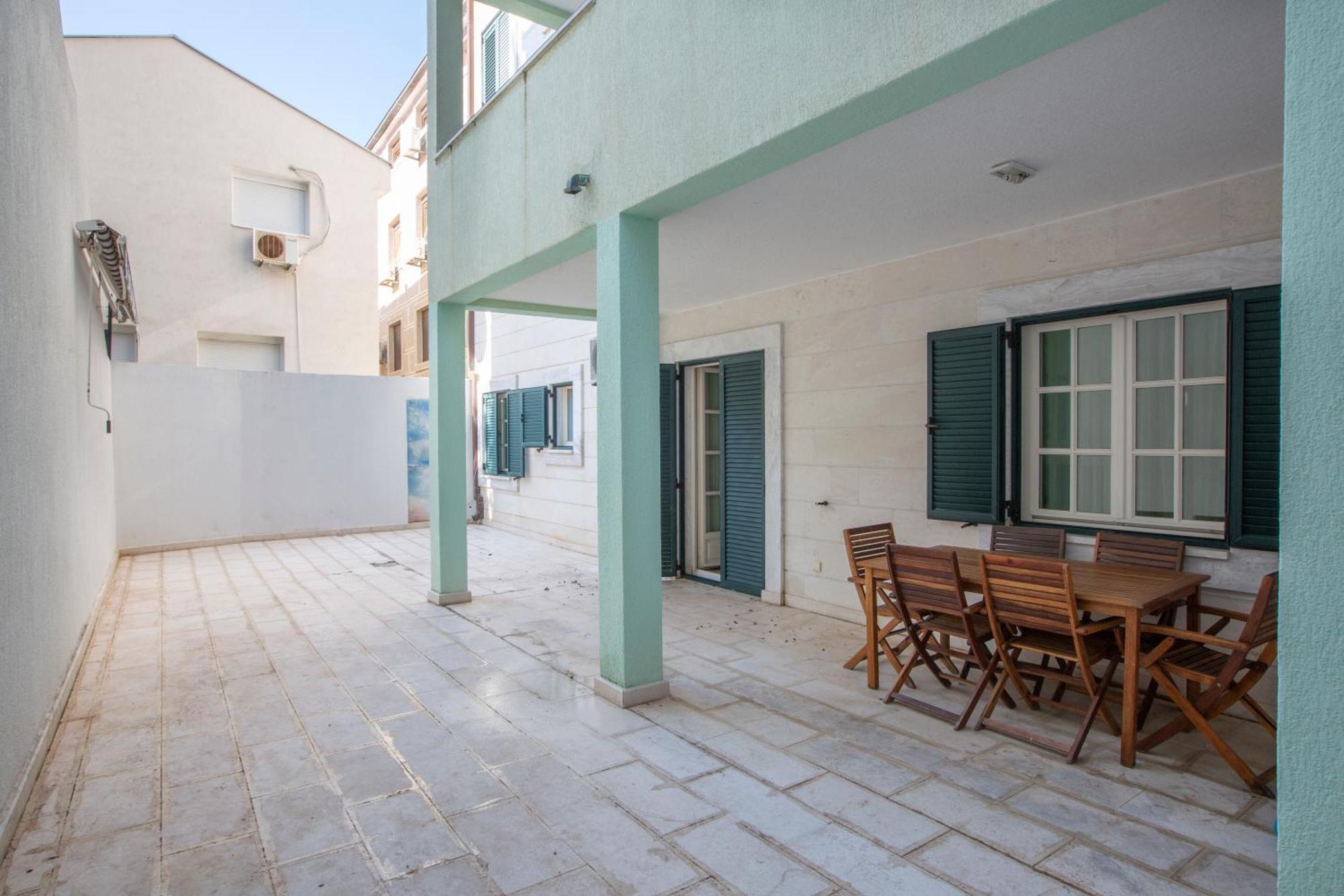 Montesan Luxury Apartment Beach Front Ilha Sveti Stefan Exterior foto