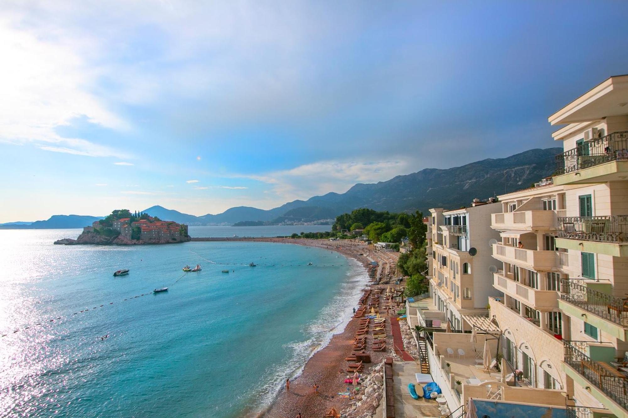 Montesan Luxury Apartment Beach Front Ilha Sveti Stefan Exterior foto