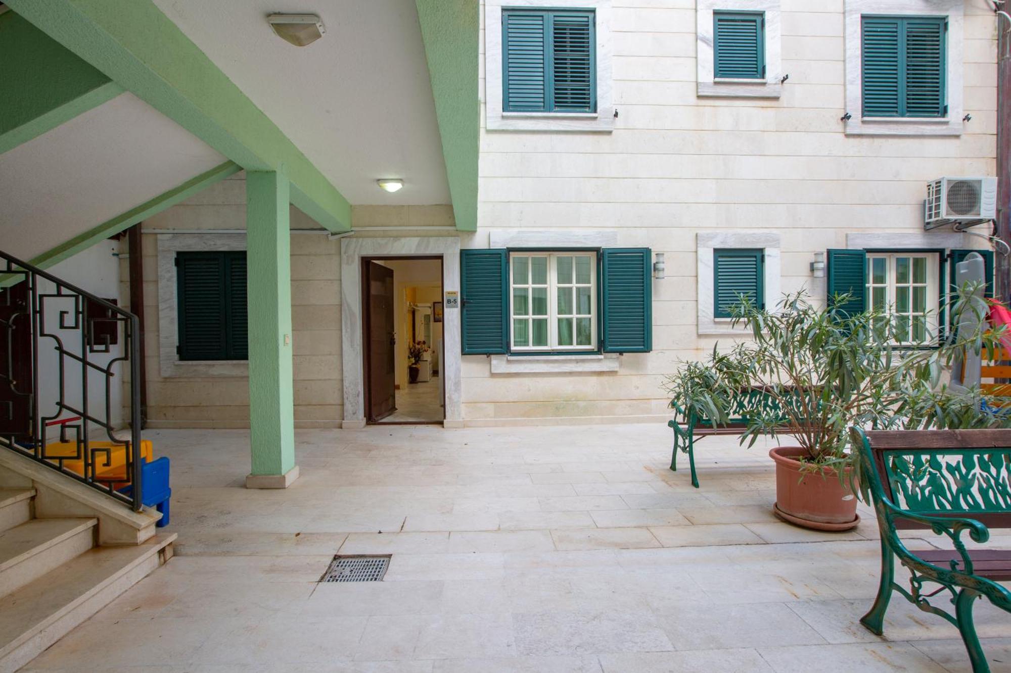 Montesan Luxury Apartment Beach Front Ilha Sveti Stefan Exterior foto